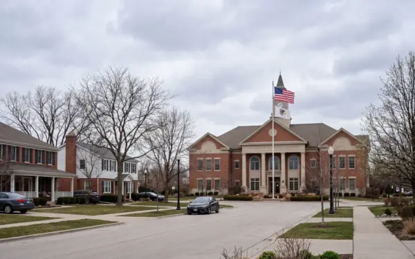 A Chicago Suburb Just Banned Short-Term Rentals. With One Exception the Chicago Bears.