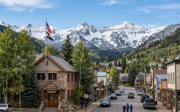 Colorado STR Laws in 2026. A Market-by-Market Guide for Investors in the Rocky Mountains