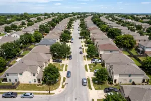 Aerial view of suburban housing market representing STR investment markets in 2026 that underperformed investor expectations
